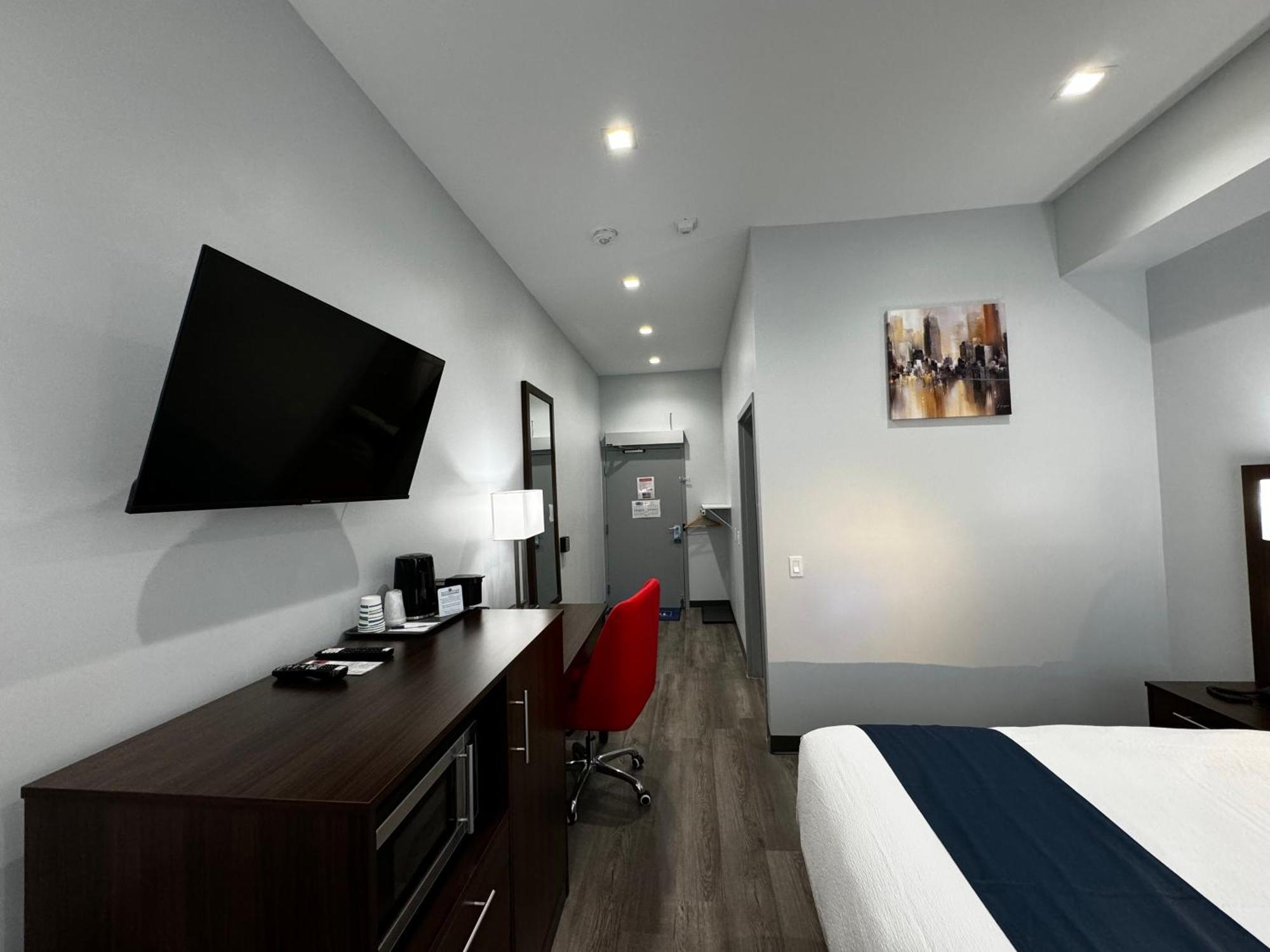 Travelodge By Wyndham Cochrane Esterno foto