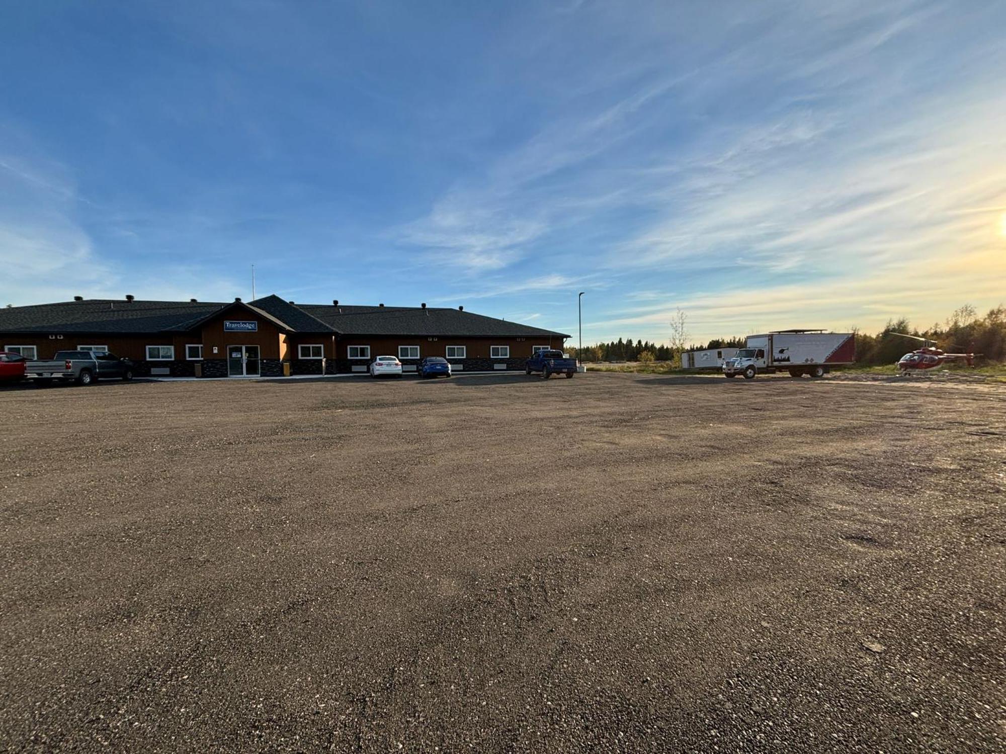 Travelodge By Wyndham Cochrane Esterno foto